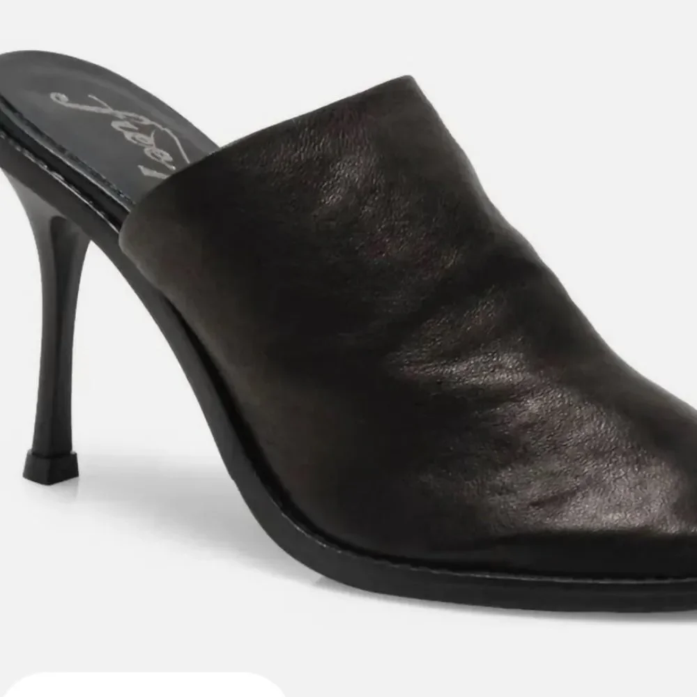NEW Free People Women's Leila Heeled Mule In Black